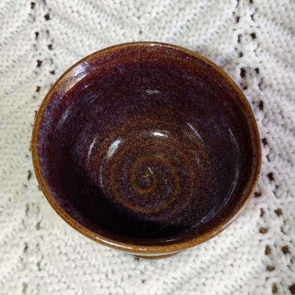 The Gorgons Head Roman Baths Bath Stoneware Wine  Chalice Goblet 4 1/8" - Picture 3 of 6